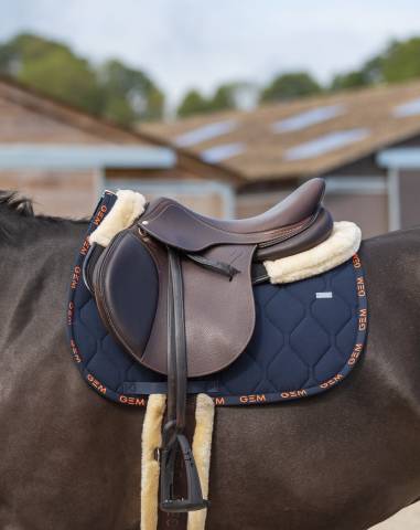 Tapis de selle LOVE Mixte - GEM - Look chic et dynamique