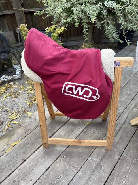 Selle CWD 17,5 - tr&egrave;s bon &eacute;tat 