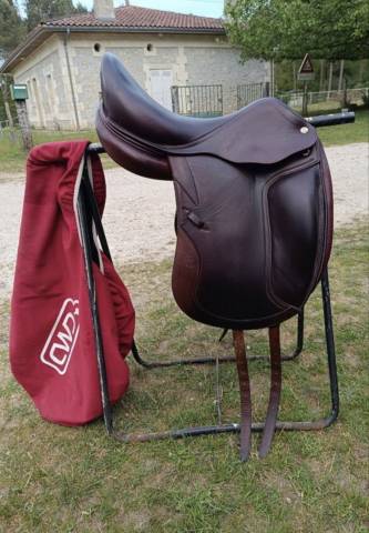 Selle CWD dressage 