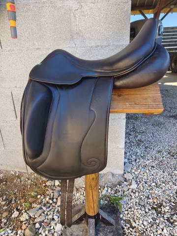 Selle dressage scb 17'5