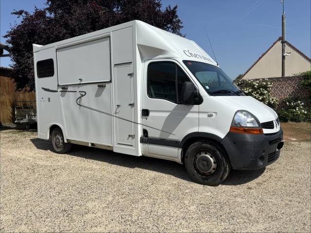 Van renault master 2008 moins de 100 000km 33 000€