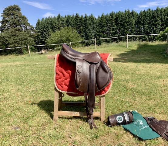Vends selle Forestier boeckelo 2025. 17,5P, &eacute;tat neuf.