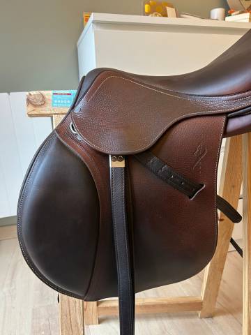  SELLE MIXTE ANTAR&Egrave;S TR&Egrave;S BON &Eacute;TAT VENDUE &Eacute;QUIP&Eacute;E