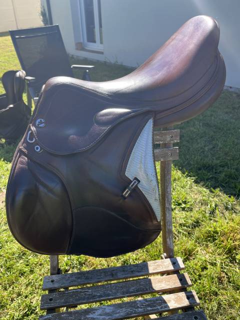Selle prestige &Eacute;dition limit&eacute;e Meredith 