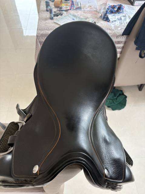 Selle dressage Zaldi SanJorge 17&acute; noire