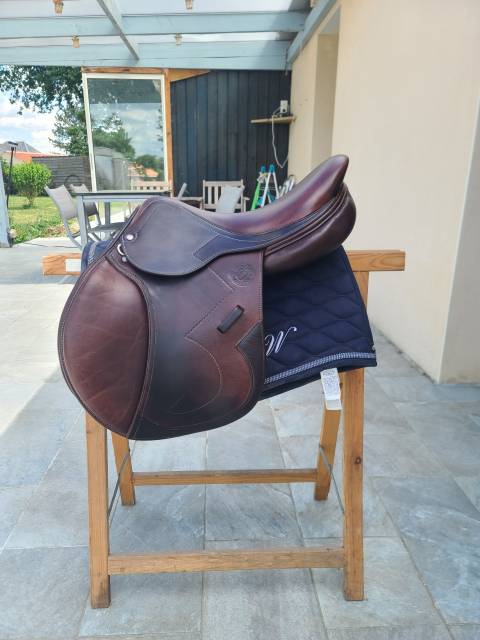 Selle obstacle antarès modèle signature 17.5