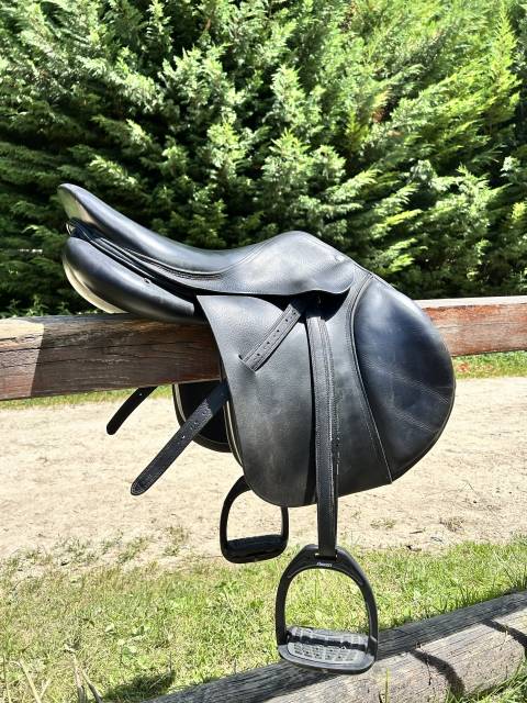 Selle FORESTIER &agrave; vendre.