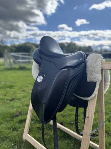 Selle de dressage 17,5 Marie-France Platinium sellier