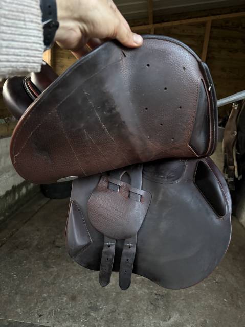Selle Meyer doubl&eacute;e veau 