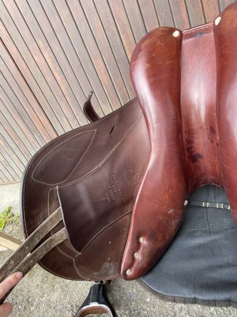 Selle Cwd monoquartiers 17,5pouces 