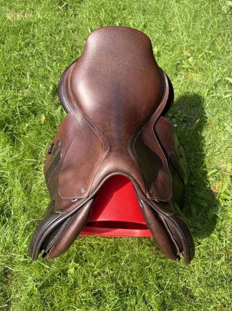 Selle GBS mod&egrave;le CSS 17,5 chocolat