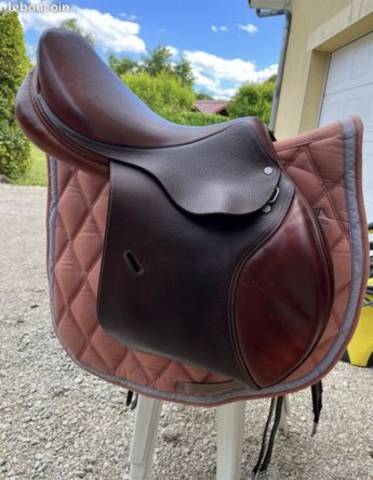 Selle Jump&rsquo;in 17 pouces 
