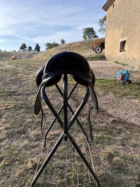 Selle de dressage &eacute;quipe 