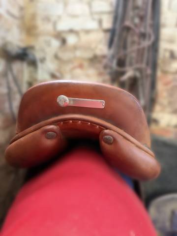 Selle Butet Obstacle 17,5&rdquo; semi-creuse