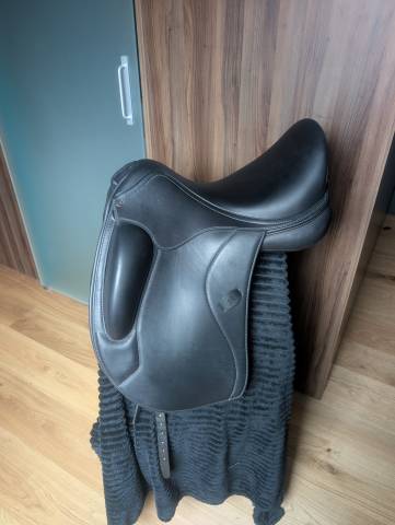 Selle dressage cuir acavallo raffaello 17,5 neuve