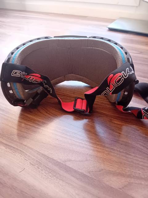 Lunettes equick cheval 