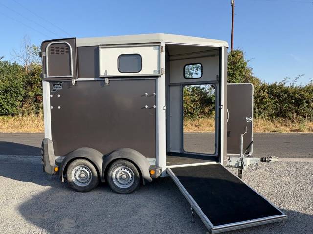 Ifor hb 403 - 1.5 places