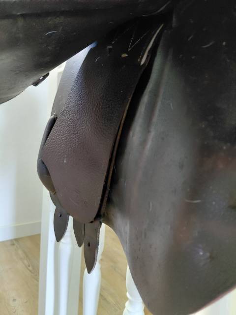Selle Devoucoux 17"