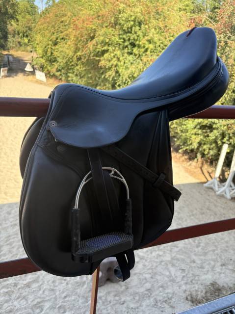 Selle &eacute;quipe EK26 noir 