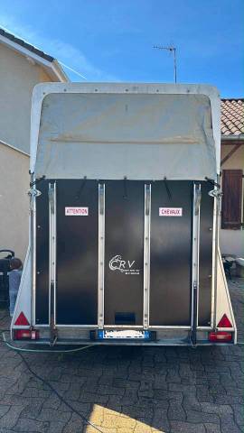 Van XXL 2 places  &agrave;  Vendre &ndash; PTAC 24