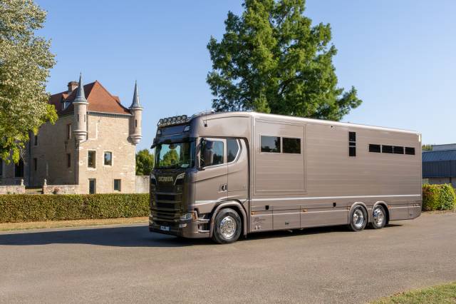 Camion pl scania s660 v8 roelofsen