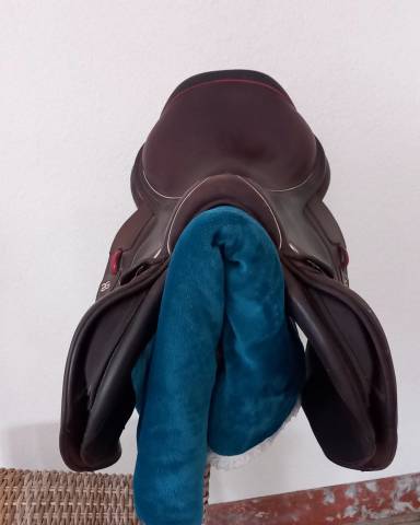 Selle CWD 2gs mademoiselle obstacle 17,5