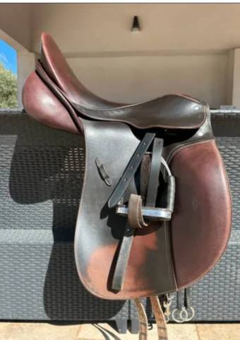 Selle dressage passier compact