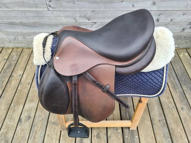 Selle S&eacute;oul Forestier 17 pouces 
