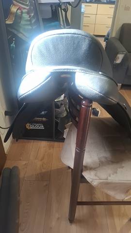 Selle wintec 500 mixte hart  avec troussequin carre
