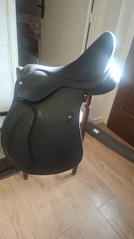 Selle wintec 500 mixte hart  avec troussequin carre