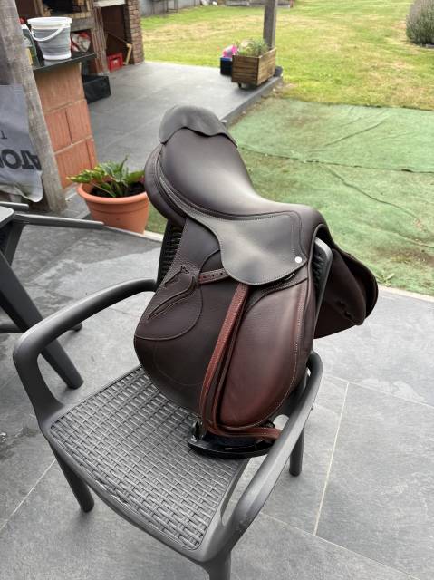 Selle antares 17,5