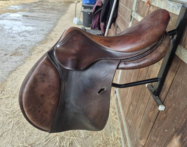 Selle Antar&egrave;s 17.5