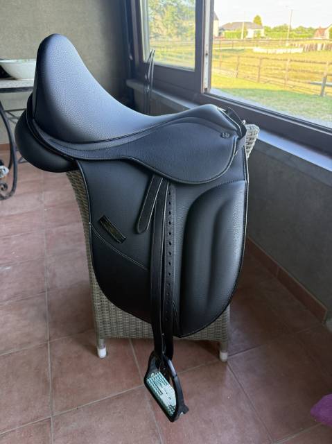 Selle dressage pro 15' 