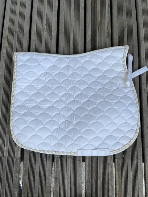 Tapis blanc