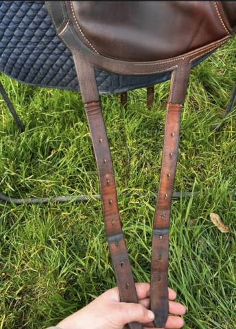 Selle de dressage Devoucoux