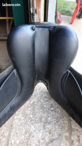 Selle dressage Tekna 17,5