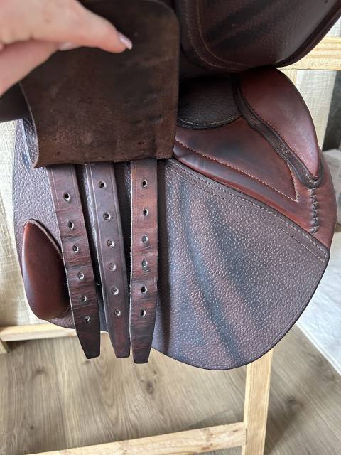 Selle CWD S02 -17&rsquo;- tr&egrave;s bon &eacute;tat 