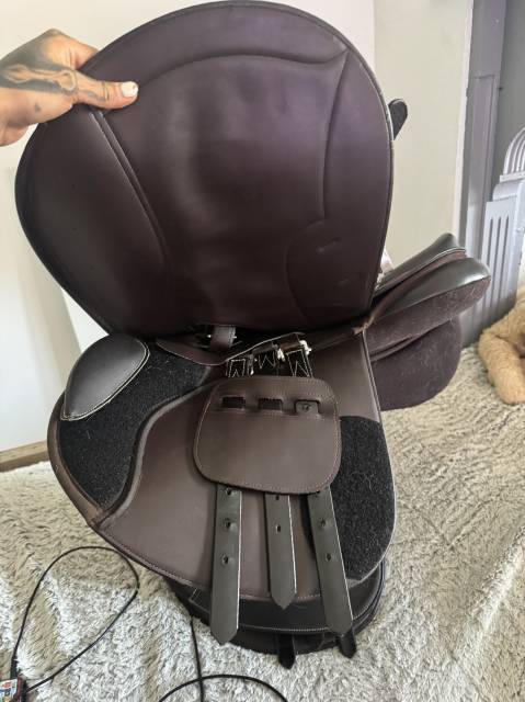 Selle Norton Close Contact Rexine Evol