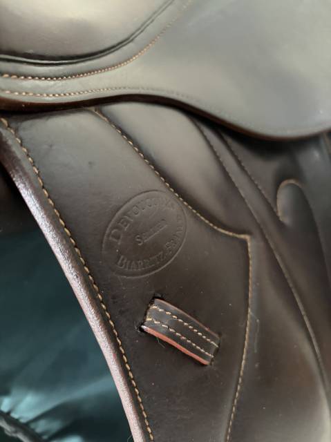 Selle de dressage Makila 17,5