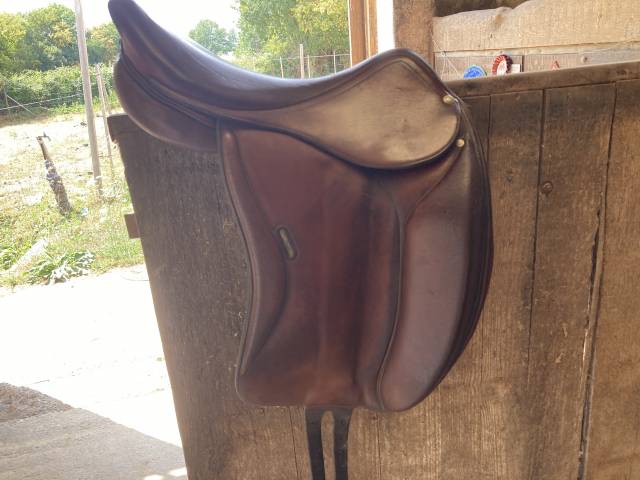 Selle dressage Belloir 