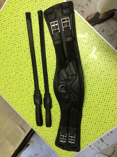 Selle de dressage arion 17 pouces