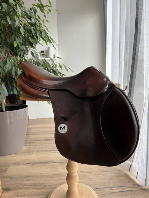 Selle obstacle Meyer 17 pouces q4