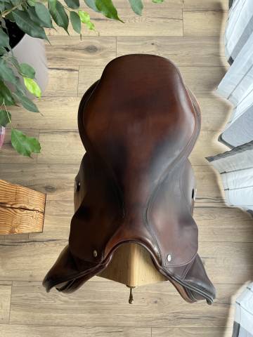 Selle obstacle Meyer 17 pouces q4