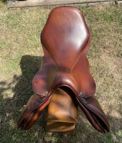 Selle ANTARES obstacle - taille 18 pouce