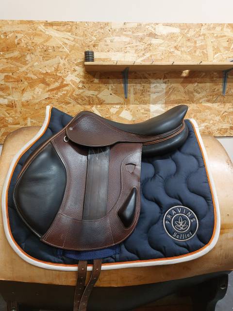Selle de cross pravins sellier