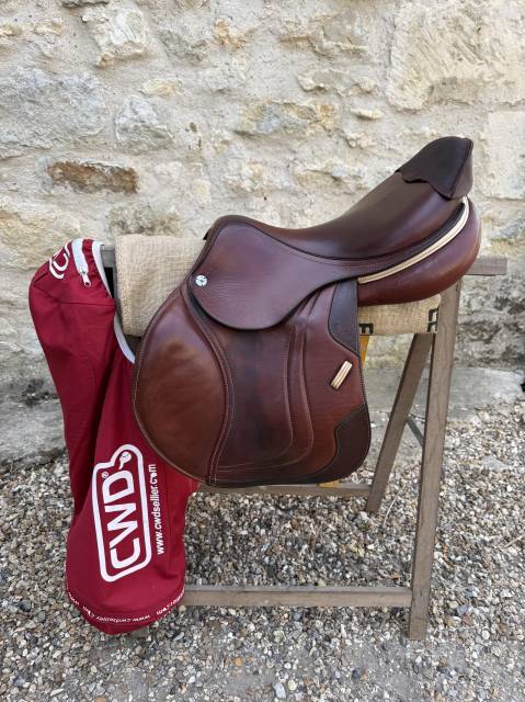 Selle CWD excellent &eacute;tat 