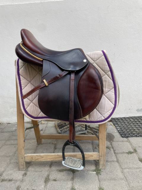 Selle CWD SE02 17 pouces 