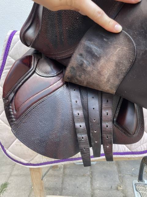 Selle CWD SE02 17 pouces 
