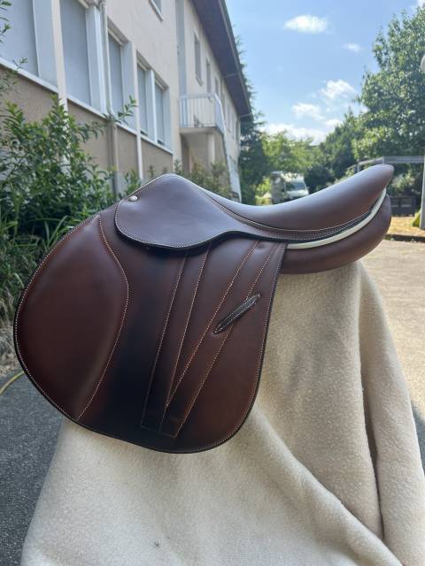 Selle BUTET 17 
