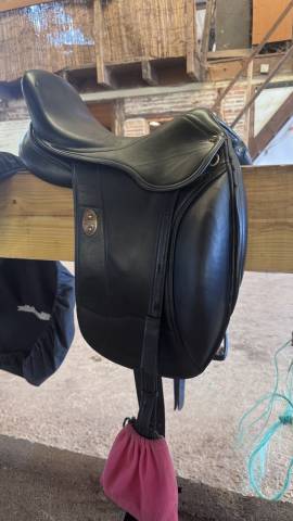 Selle dressage éric mondange 